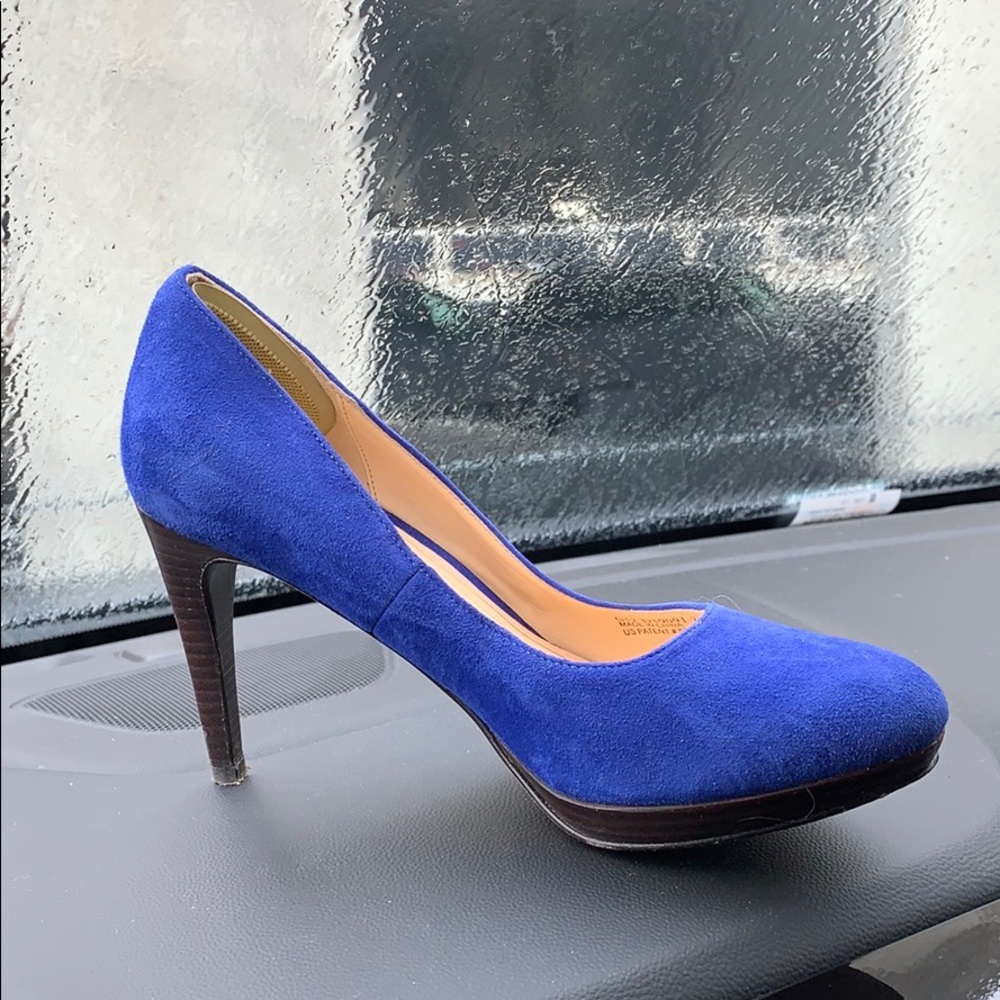 Cole Haan 🔸blue suede leather heels size 7B